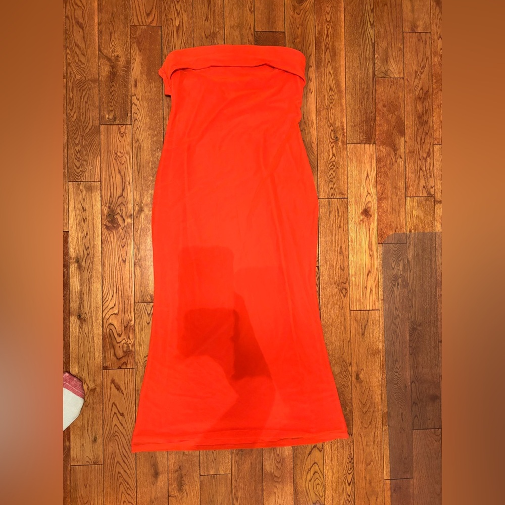 Elegant Orange Strapless Dress